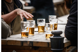 タイのレストランで…ビールを注文した日本人。次の瞬間⇒出てきた一杯をみて「えっ！？」「意外にも美味しい」 画像