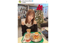 生田衣梨奈、ほっそり美肩チラ見せのカフェSHOTに反響「可愛すぎる」「髪の毛サラサラでキレイ」