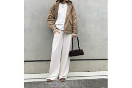 今シーズン着こなしたい【ユニクロ】の優秀スウェットパンツ。大人かっこいい着こなしのお手本スタイル【40代の毎日コーデ】