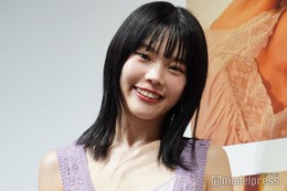 アイナ・ジ・エンド、華やかミニ丈衣装で美脚披露「女神のよう」「美しくて惚れた」とファン絶賛 画像