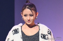 「今日好き」出身ギャル、ショーパン×モコモココーデに「スタイル良すぎ」「全てが完璧」と反響 画像