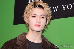 M!LK佐野勇斗、ツアー初日に新ヘア披露 金髪からの大胆チェンジに「かっこよすぎて滅」「似合いすぎ」と絶賛の声 画像