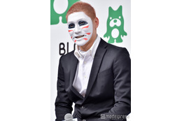 ゴールデンボンバー樽美酒研二、美ヒップ見せ女装姿に驚きの声「想像以上」「仕上がってる」 画像