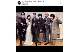 横浜流星、最終回の『べらぼう』キャスト陣とパシャリ！万感の思い明かす「最後まで蔦重の生き様を…」