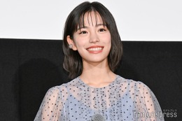 當真あみ、豪華ドレスで雰囲気ガラリ「中世のプリンセスみたい」「圧倒的な美しさ」と反響