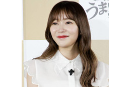 指原莉乃、黒タイツで美脚際立つ私服SHOTに絶賛の声「脚キレイ」「やっぱりスタイルいいな」