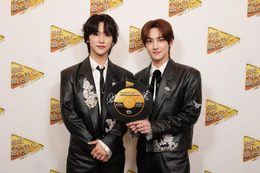 ROIROM、2025年は「夢見心地な1年」最近よく聴く楽曲も明かす「寝る前とかも聴くぐらい好き」【今年イチバン聴いた歌】