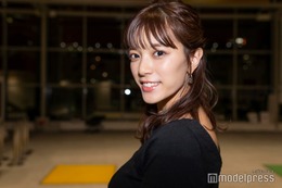 テレ朝・三谷紬アナ、お家クリスマスパーティーの様子披露 初めて焼いたローストチキンも「お店みたい」「パリじゅわ感伝わる」と反響