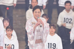 【紅白本番】恒例・三山ひろし“けん玉”ギネス世界記録更新 &TEAM・MAKIら初参加で貢献 画像