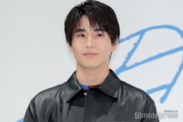 中沢元紀、書道で達筆披露 “今年の漢字”に「力強くてかっこいい」「知的さ感じる」の声 画像