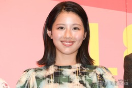 元日向坂46渡邉美穂、3歳姪っ子との癒やしショットにファン悶絶「ほっこり」「優しさが伝わってくる」 画像