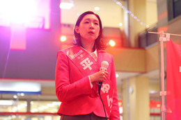 「ふてほど」新春SP 江口のりこ、阿部サダヲと濃厚キス ラブシーン連発に「あんぱんコンビが」「新年からすごすぎる」と驚きの声【ネタバレあり】 画像