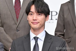 福士蒼汰、後輩俳優にコートお下がり 本人喜び「役者の先輩からお洋服をいただいたのが初めてだった」【東京P.D. 警視庁広報2係】 画像