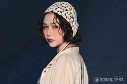村重杏奈、エキゾチックなスイムウェア×軽やかシャツで雰囲気ガラリ【TGCしずおか2026】 画像