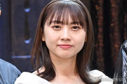 元AKB48メンバー、幼少期の写真が「可愛すぎる」「眠り姫みたい」と話題