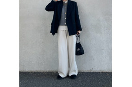 【上下ユニクロ】＋ワンアイテムでつくる洗練スポーティスタイル【40代の毎日コーデ】