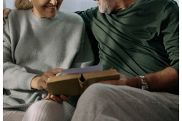 トランスジェンダーの19歳の孫　祖父母に”本当の性”を打ち明けると⇒「あなたが男の子でも…」返ってきた言葉に涙 画像