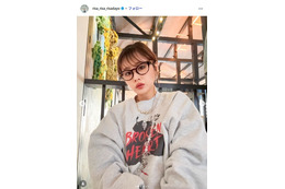 元モー娘。新垣里沙「りさ目線」母親顔出しショット公開「どことなく似てる」「お綺麗」と反響