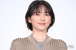 長澤まさみ「懐かしい写真見つけた」幼少期ショット公開「目力が強い」「面影がありすぎる」と話題