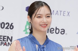 新川優愛、美脚際立つタイツ×ミニボトム姿公開「最強のスタイル」「綺麗すぎて二度見」の声 画像