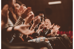 ミュージカルが苦手な夫…人気の舞台に誘われて行くと⇒夫の“まさかの反応”に「妻には驚かれた」 画像