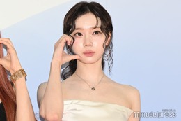 aespaウィンター、海辺で抜群スタイル披露「女神級の美しさ」「オーラが半端ない」と絶賛の声