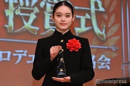 高石あかりが涙目「夢のような不思議な感覚」朝ドラ「ばけばけ」吉沢亮から絶賛止まらず【2026年エランドール賞】 画像