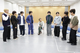 timelesz、木村拓哉との“サシトーク”場所は「タイプロ」スタジオ 8人で1周年祝福「一生忘れない」「自分を見つめ直す良い機会」メンバーコメント到着