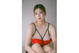 yuu、胸元リボンから美バストのぞく 大胆バレンタイン風衣装にドキッ【「ミスモデルプレス グラビアオーディション」連載】