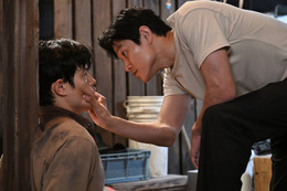 「リブート」“後半約20分”鈴木亮平一人二役の対峙シーンに圧倒された声続出「演技力凄まじい」【第5話ネタバレ】