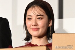 「再会」竹内涼真の恋人役話題の北香那「何年振りなの？」イメチェン姿に驚きの声続出「雰囲気全然違う」「新鮮」 画像