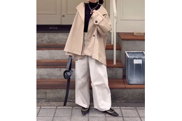 そろそろ春コートが気になる！淡いトーンでスタイルUPも狙えるミドルコートコーデ【40代の毎日コーデ】