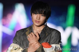 “激変ぶり”話題・寺田心、ベンチプレスは「大体115kg」鍛え上げられた二の腕披露に驚きの声「急成長しててびっくり」「筋肉すごすぎる」 画像