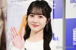 本田紗来、明るめグレーベージュヘアにイメチェン 絶賛の声＆姉・望結も反応「同じ髪色にしたい」