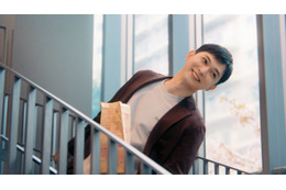 吉沢亮、マックCM初出演で新バーガー頬張る 身体を反らせワクワクを表現