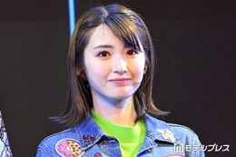 「再会」瀬戸康史の妻役話題の元乃木坂46メン、ふっくらお腹姿公開 ドラマオフショットに「リアル」「新鮮」と反響 画像