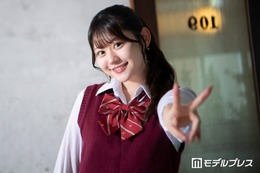 「今日好き」りんか「髪の毛明るくした」へそ出し全身ショットに「ラインが綺麗」「カラーも似合ってる」と反響