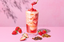 スターバックス ティー＆カフェ新作「ストロベリー ＆ ダブル ティー フローズン」3月9日登場 2種類のティーが主役 画像