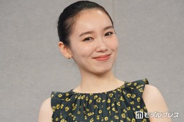 飯豊まりえ、夫・高橋一生との共演裏話明かす「1期の時から変わらずに」岸辺露伴シリーズで初の主人公【泉京香は黙らない】