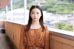 伊東蒼、奈緒演じる主人公が探す“謎の人物”役で出演 『死ねばいいのに』