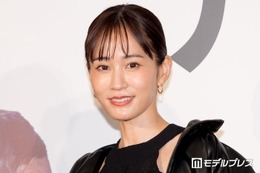 前田敦子、素肌輝くノースリーブ姿にファン絶賛「思わず見惚れてしまった」「美しすぎる」