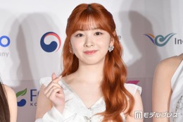 NiziUミイヒ、マリーちゃん姿でディズニーランドへ「可愛さ異次元」「着こなしがオシャレすぎる」と反響 画像