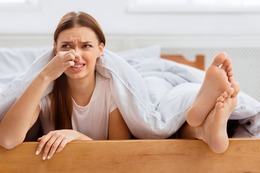 モラハラだし「体臭がもう無理」な夫。なのに20年以上連れ添い続ける妻の「性への執着」【性のお悩み実録ch】