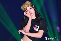 「今日好き」代田萌花（もか）ウエストのぞくストリートコーデ ヒョウ柄バンダナがお似合い【超十代2026】