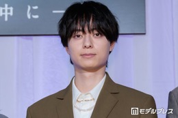 ACEes作間龍斗、麻生久美子の“学生時代の元カレ”役で「全力でキラキラしました」プリクラ撮影シーン回顧【月夜行路 ―答えは名作の中に―】