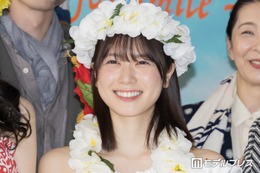 元日向坂46丹生明里、美ウエスト際立つ衣装ショット披露「スタイル抜群で憧れる」「綺麗」