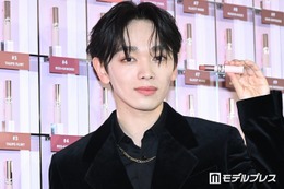 宮世琉弥、大人っぽ上品メイクで登場「実家に木を植えたい」挑戦したいことも宣言【YSL LOVENUDE HOTEL】