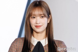 元日向坂46佐々木久美、手編みのチューリップ柄スカーフ公開「クオリティ高すぎ」「腰に巻くの可愛い」と反響 画像