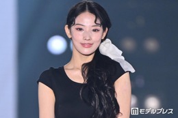 元NMIXXジニ、ソロデビュー後初来日「関コレ」初出演でトップバッター飾る 画像