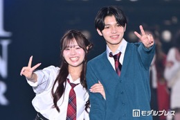 「今日好き」しゅんゆまカップル、腕組みランウェイ「今日も優真ちゃんが可愛すぎました」ラブラブ全開でぺこぱらツッコミ【関コレ2026S/S】 画像